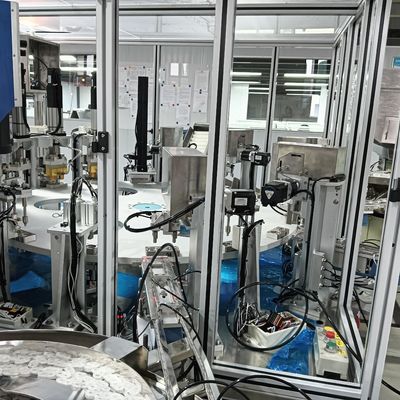 좋은 가격 자동 초음파 필름 뚜?? 용접 기계 제품 자격률을 보장하기 위해 각 역 후에 테스트 스테이션과 함께 온라인으로