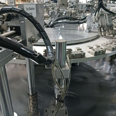 좋은 가격 OEM 안전 랜셋 생산 라인 PLC 제어 의료 주입 폼핑 기계 온라인으로