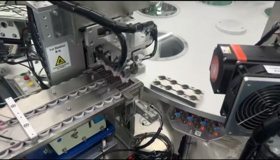 좋은 가격 3000-16000pcs/hr 생산 속도 및 유로 캡 조립 기계에서 99% 이상의 자격 제품 비율 온라인으로
