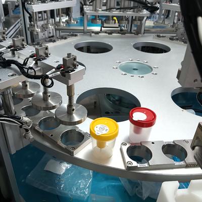 의료 제품 조립을 위한 안정적인 성능과 낮은 유지 보수 비용의 턴테이블 방식 소변 컵 조립 기계